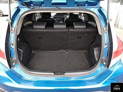 2015 Toyota Aqua - Thumbnail