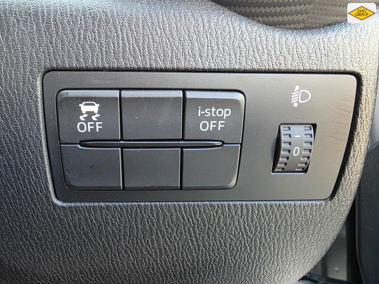 2015 Mazda Demio