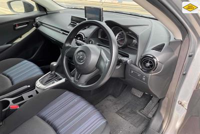 2015 Mazda Demio - Thumbnail