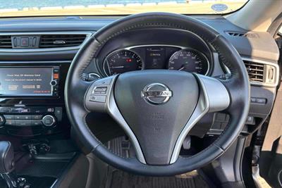 2015 Nissan X-Trail - Thumbnail