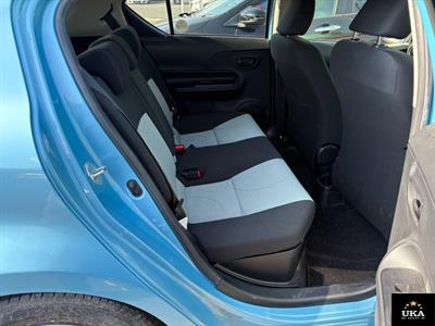 2014 Toyota Aqua - Thumbnail