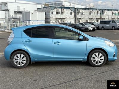 2014 Toyota Aqua - Thumbnail