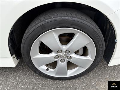 2015 Toyota Prius - Thumbnail