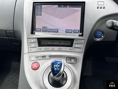 2015 Toyota Prius - Thumbnail