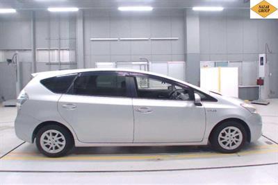 2012 Toyota Prius - Thumbnail