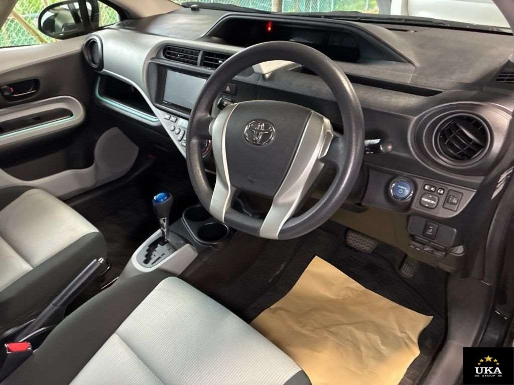 2013 Toyota Aqua