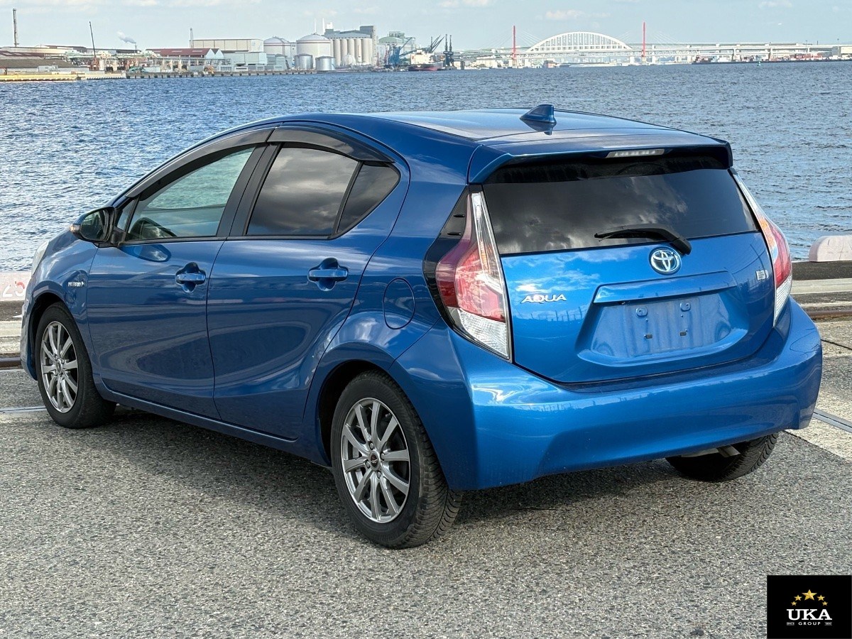 2015 Toyota Aqua