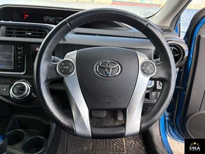 2015 Toyota Aqua - Thumbnail