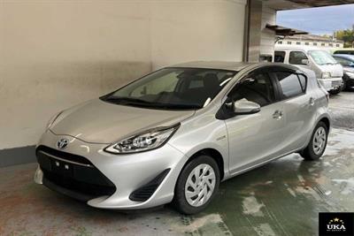 2017 Toyota Aqua - Thumbnail