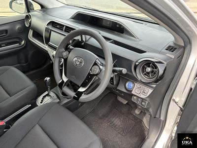 2017 Toyota Aqua - Thumbnail