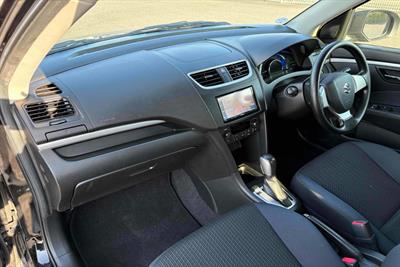 2014 Suzuki Swift - Thumbnail