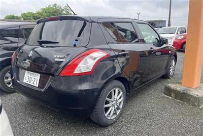 2014 Suzuki Swift - Thumbnail