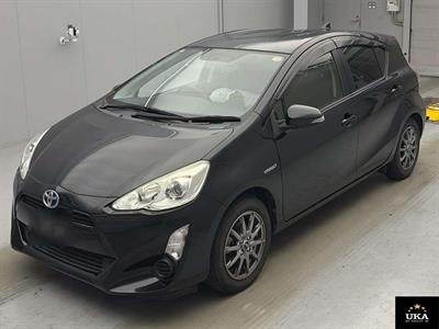 2015 Toyota Aqua - Thumbnail