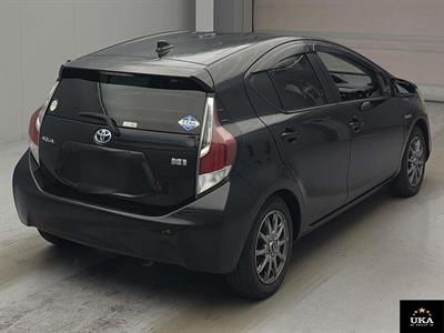 2015 Toyota Aqua - Thumbnail