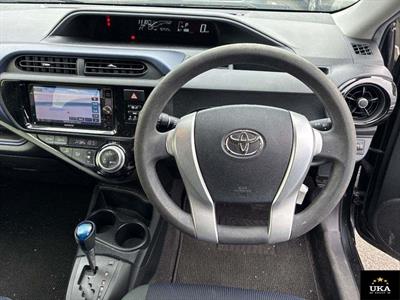 2015 Toyota Aqua - Thumbnail
