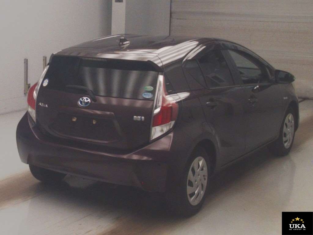 2015 Toyota Aqua
