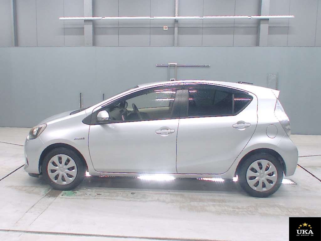 2013 Toyota Aqua