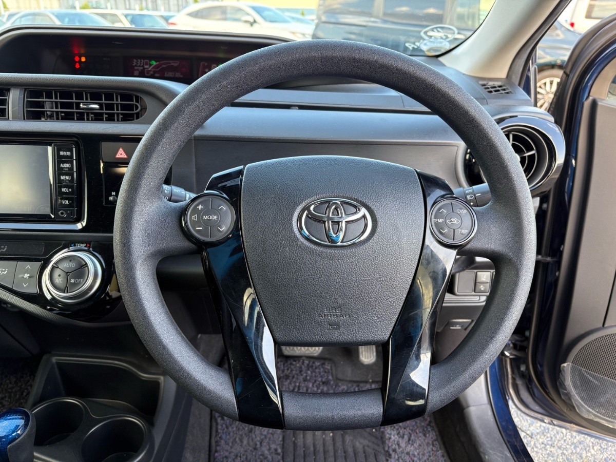 2016 Toyota Aqua