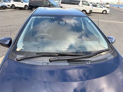 2016 Toyota Aqua - Thumbnail