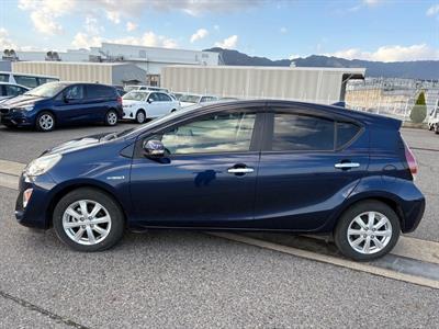 2016 Toyota Aqua - Thumbnail