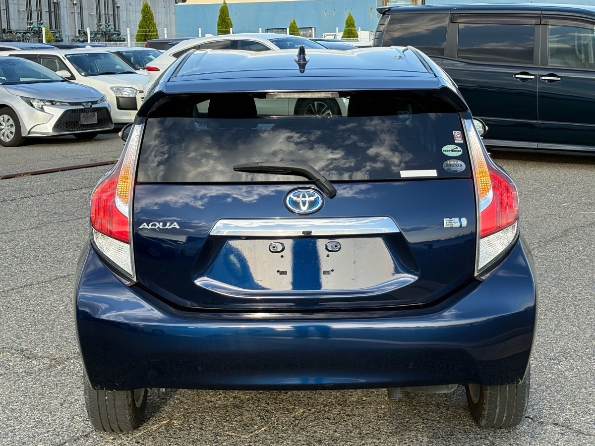 2016 Toyota Aqua