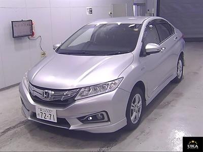 2014 Honda Grace - Thumbnail