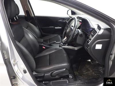 2014 Honda Grace - Thumbnail