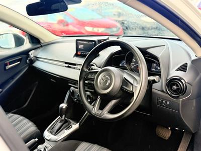 2020 Mazda 2 - Thumbnail
