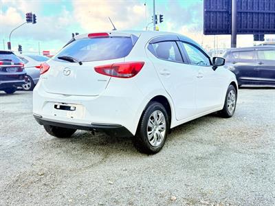 2020 Mazda 2 - Thumbnail