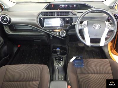 2015 Toyota Aqua - Thumbnail