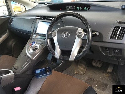 2012 Toyota Prius - Thumbnail