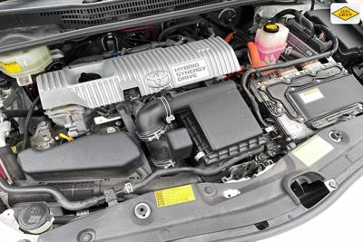 2014 Toyota Prius - Thumbnail
