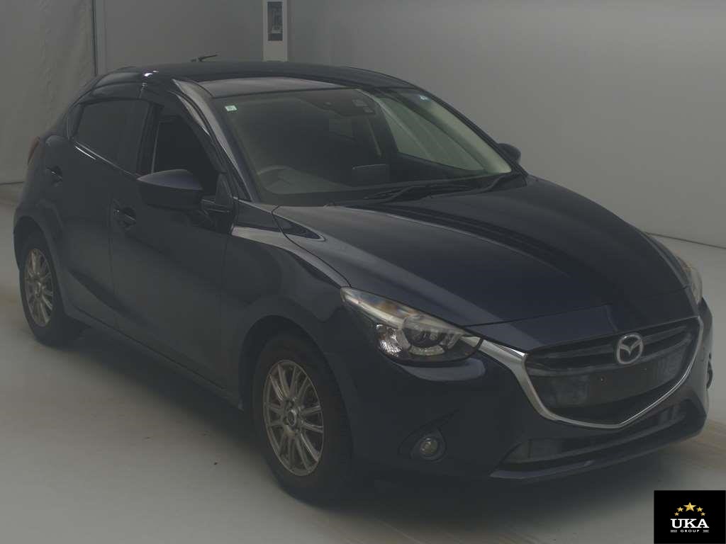 2016 Mazda Demio