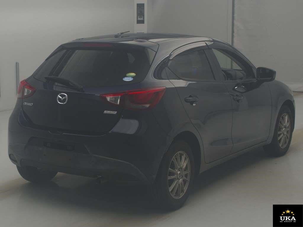 2016 Mazda Demio