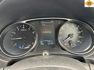 2017 Nissan X-Trail - Thumbnail