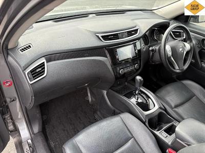 2017 Nissan X-Trail - Thumbnail