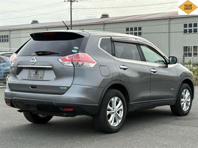 2017 Nissan X-Trail - Thumbnail
