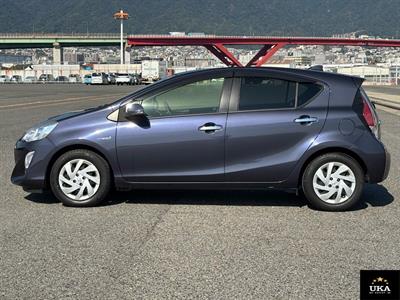 2015 Toyota Aqua - Thumbnail