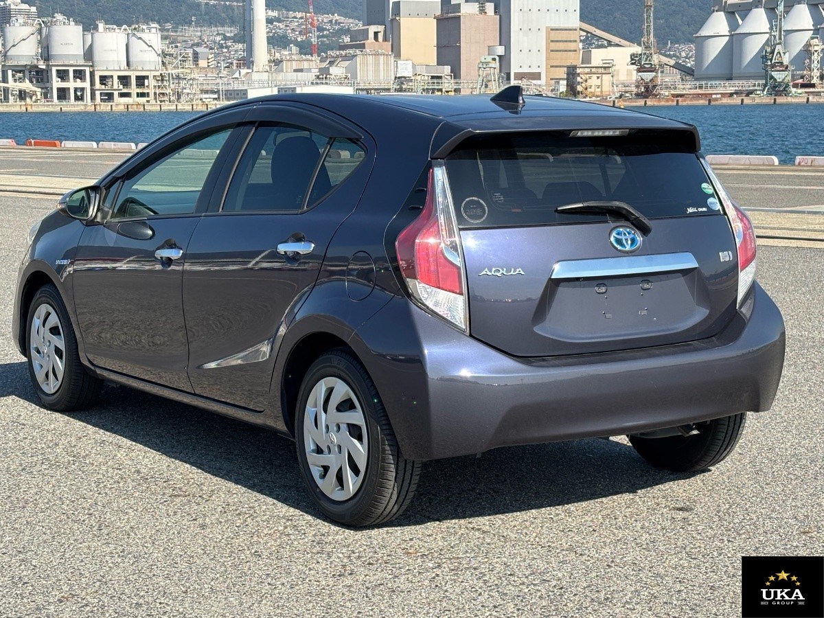 2015 Toyota Aqua