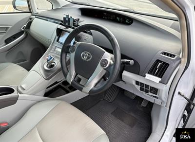 2013 Toyota Prius - Thumbnail