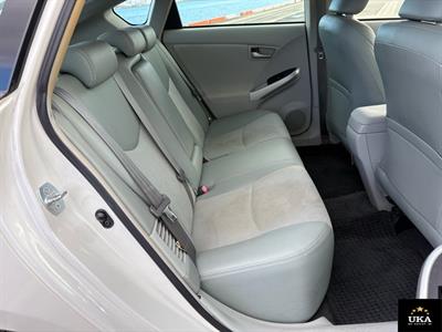 2013 Toyota Prius - Thumbnail