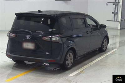 2017 Toyota Sienta - Thumbnail