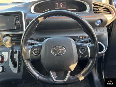 2017 Toyota Sienta - Thumbnail