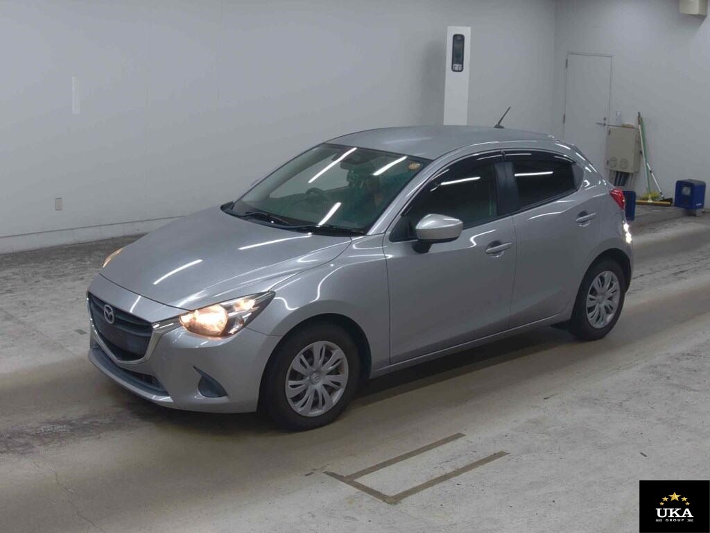 2016 Mazda Demio