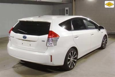 2014 Toyota Prius - Thumbnail
