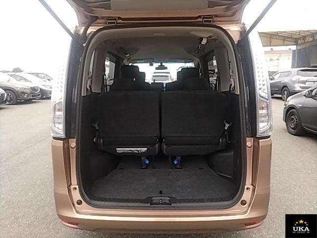 2014 Nissan Serena