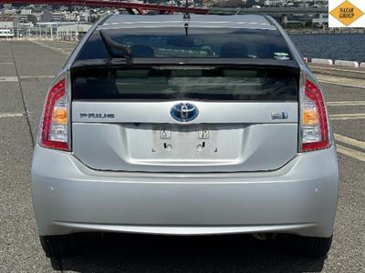 2013 Toyota Prius - Thumbnail