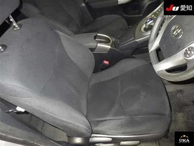 2013 Toyota Prius - Thumbnail