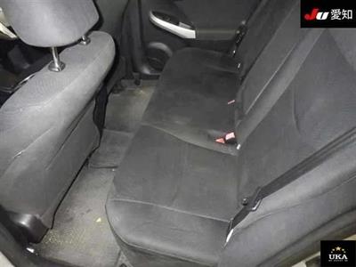 2013 Toyota Prius - Thumbnail