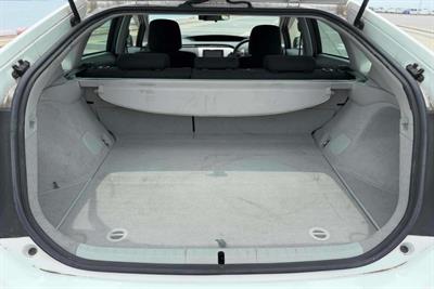 2013 Toyota Prius - Thumbnail